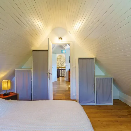 La Chaumiere De Quelarn By Interhome *