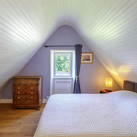 Holiday home La Chaumiere De Quelarn By Interhome