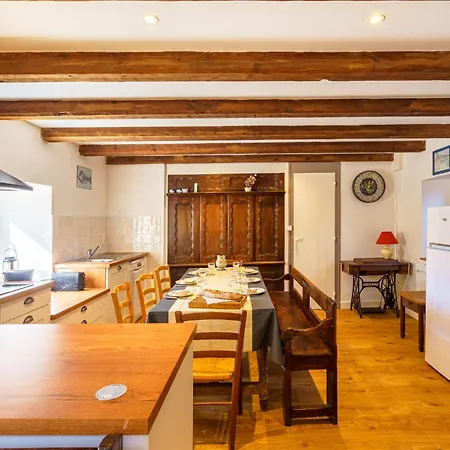 La Chaumiere De Quelarn By Interhome Holiday home Plobannalec-Lesconil