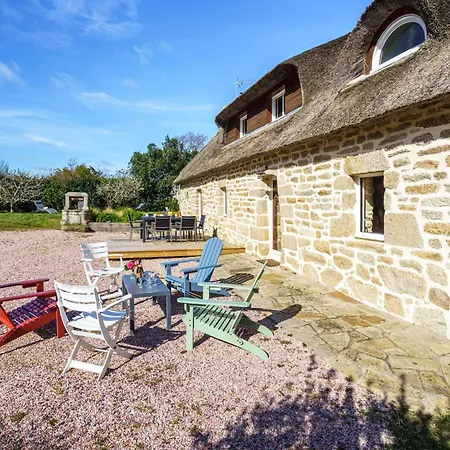 Holiday home La Chaumiere De Quelarn By Interhome Plobannalec-Lesconil