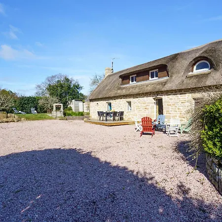 La Chaumiere De Quelarn By Interhome Holiday home *